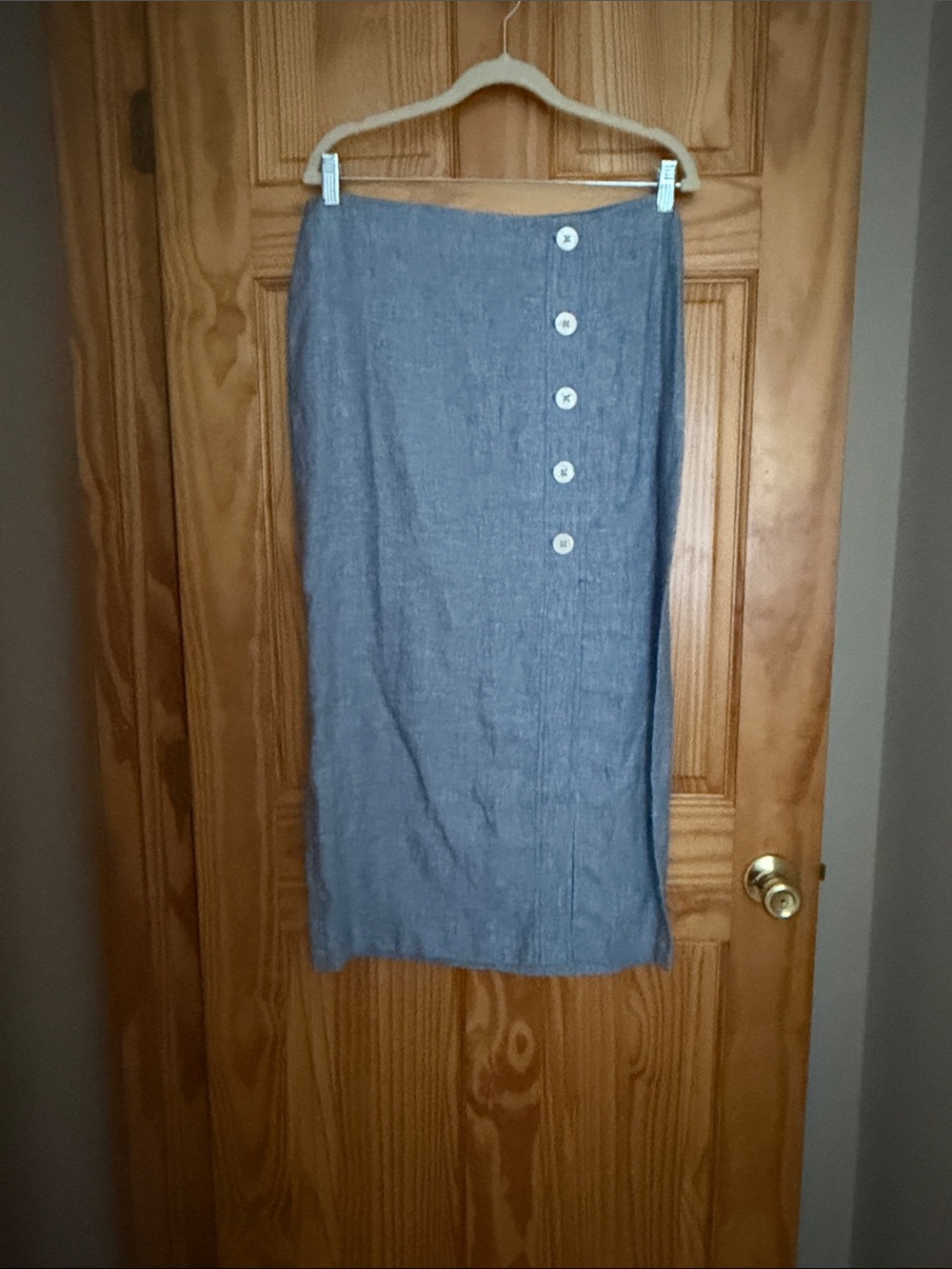 LOFT light blue Chambray Button-Front Pencil midi Skirt